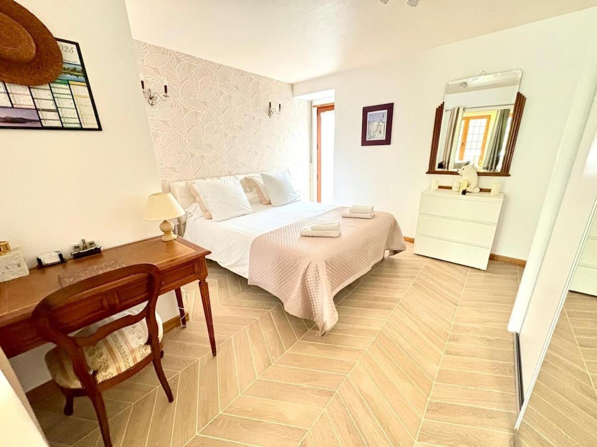 Appartement Chez Lucia a 15min de Perigueux à 6km autoroute A89 à Eglise-Neuve-de-Vergt Extérieur photo